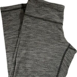 Womens LULULEMON leggings capri